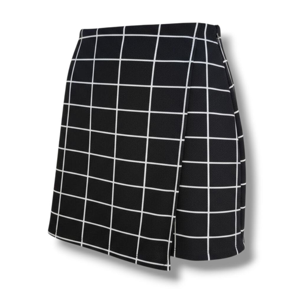 SHEIN Women’s Black Grid Plaid Mini Skirt - XS, Trendy Slit Detail